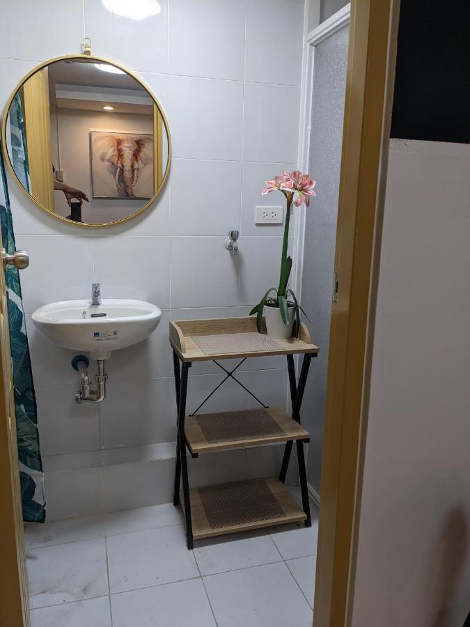 307 Anabelle Residence At Marina Spatial Condominium Dumaguete City Екстериор снимка